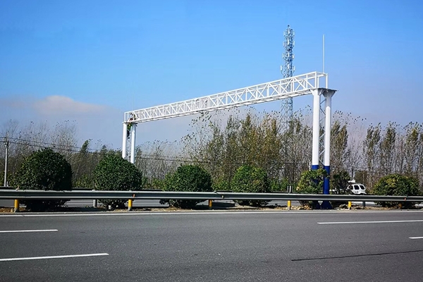 公路龍門(mén)架